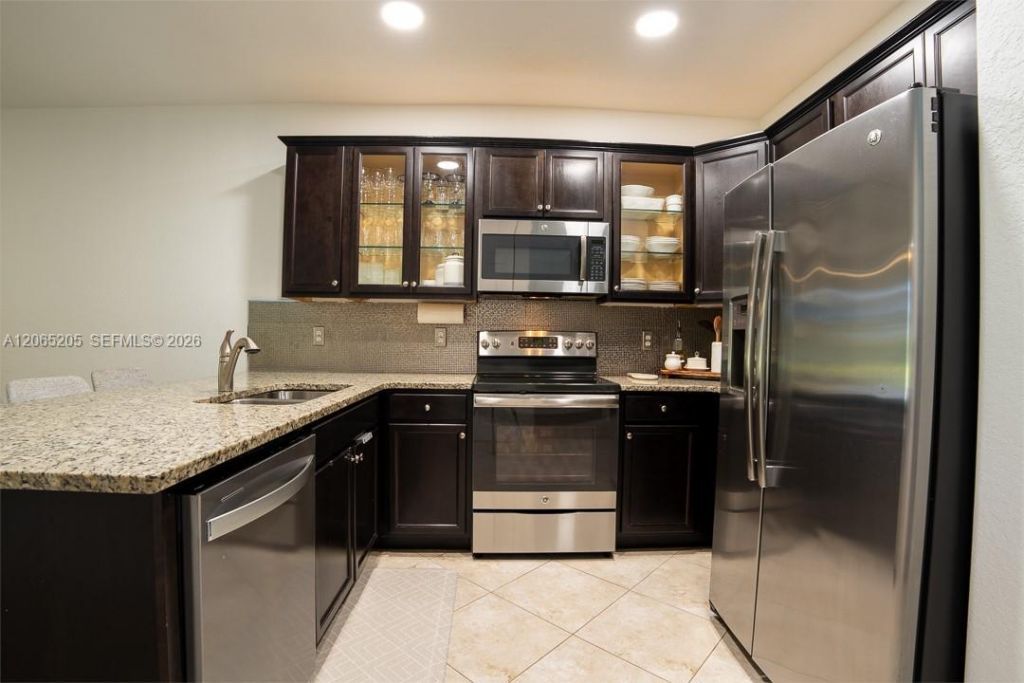 6943 Halton Park Ln, Coconut Creek, FL 33073 Photo
