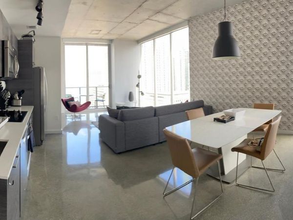151 SE 1st St , Unit 2401, Miami, FL 33131