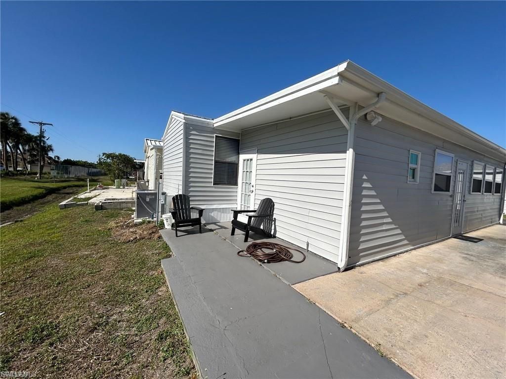16270 Lapwing Ln, Fort Myers, FL 33908 Photo
