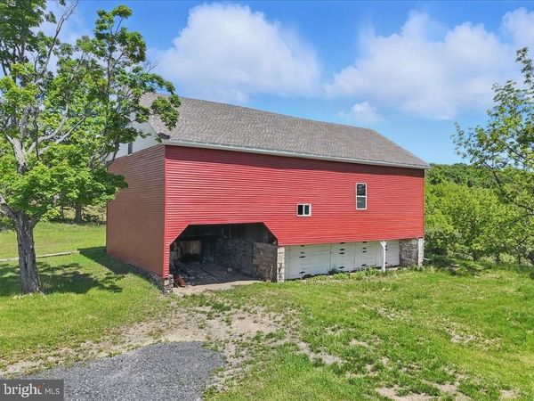 1652 BONSER ROAD , SAYLORSBURG, PA 18353