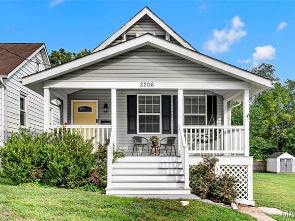 3206 Byron Place, St Louis, MO 63143