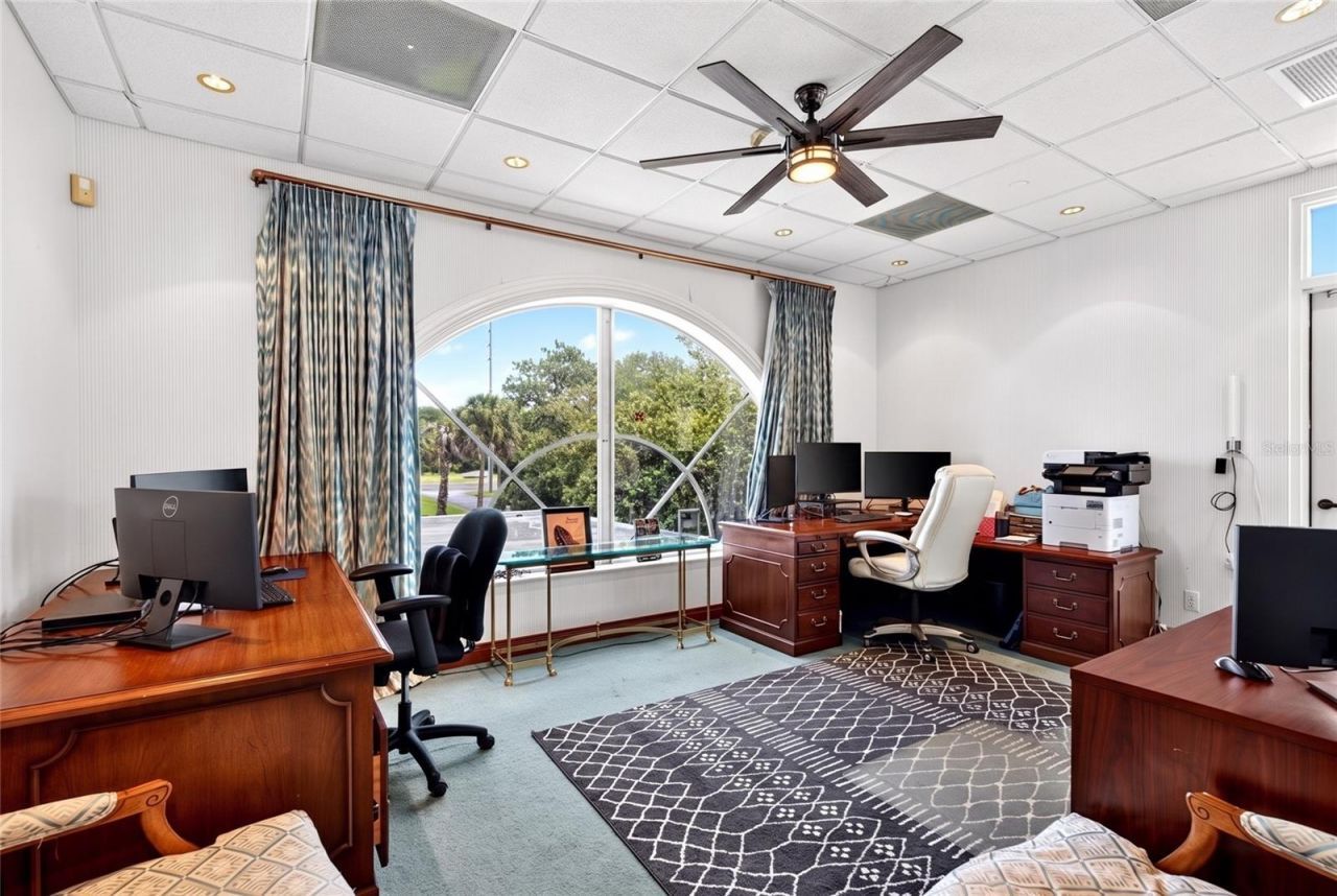 268 S Suncoast Boulevard, Crystal River, FL 34429 Photo