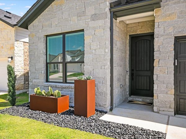 253 Darley Oak DR, Dripping Springs, TX 78620