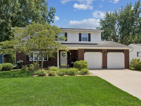 2305 E 31st Street , Davenport, IA 52807