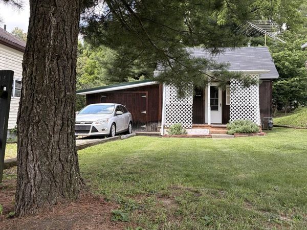 447 Central Avenue , Newark, OH 43055