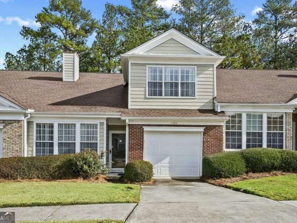 124 CAMRY Lane, Grayson, GA 30017