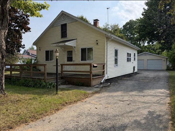 250 S BROWN AVENUE, Peshtigo, WI 54157