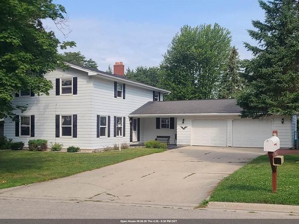 2410 LINA LANE, Green Bay, WI 54304