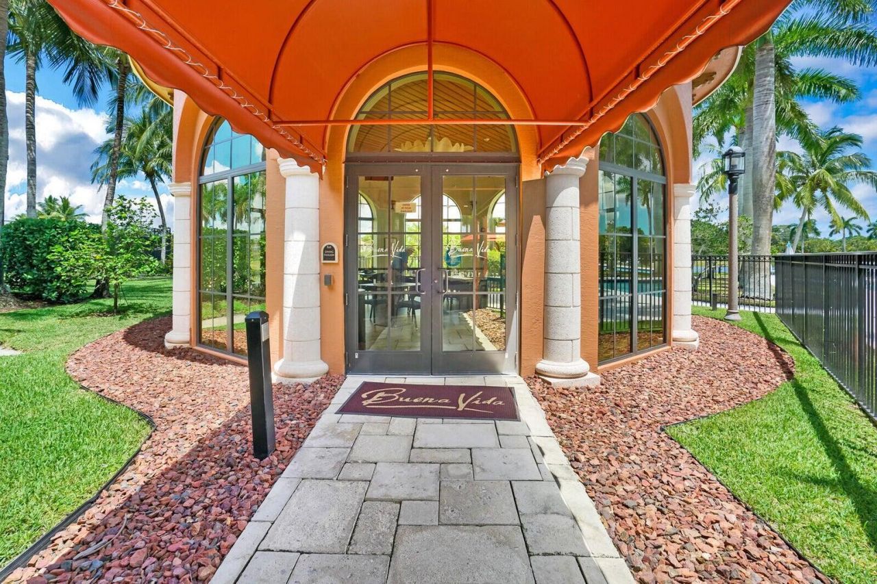 9469 Via Elegante, Wellington, FL 33411 Photo