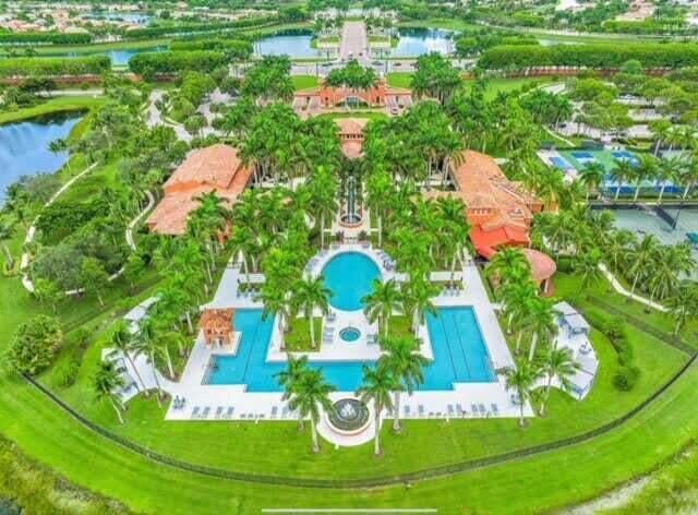 9469 Via Elegante, Wellington, FL 33411 Photo