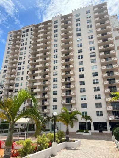1865 S Ocean Drive, Unit 17 N, Hallandale Beach, FL 33009 Photo