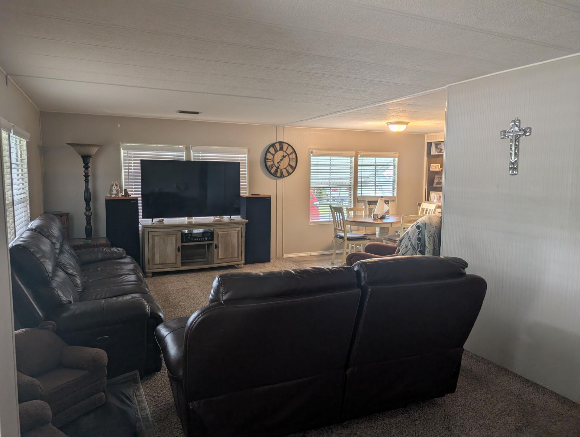 32 Manor Drive, Fort Pierce, FL 34982 Photo