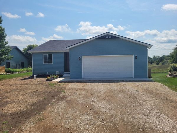 14869 Hilltop Drive, Cement City, MI 49233