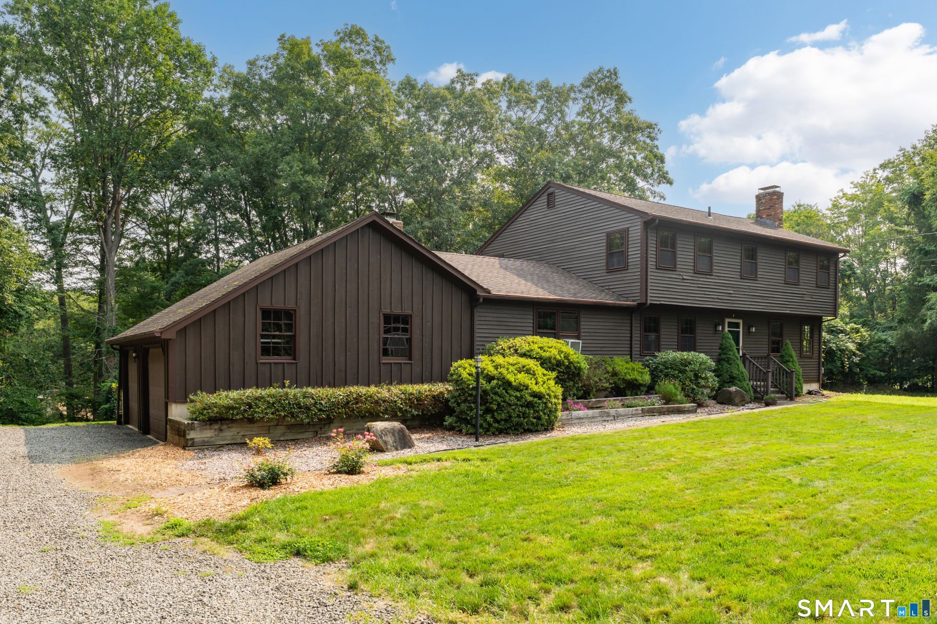 289 South Hoop Pole, Guilford, CT 06437 Main Photo