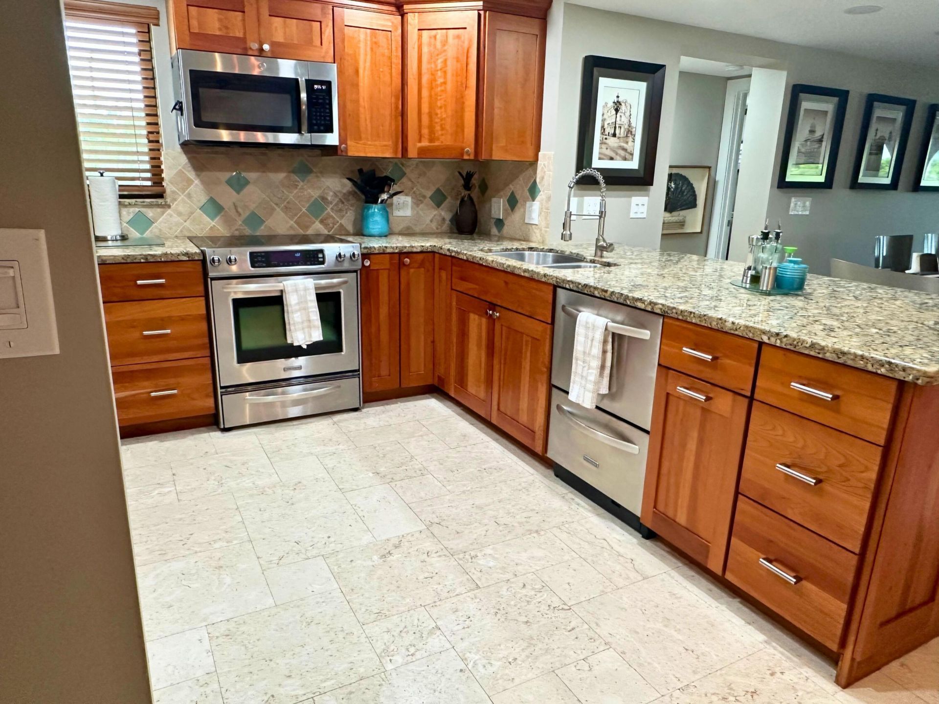 2000 Overseas Highway, Unit 4G, Marathon, FL 33050 Photo
