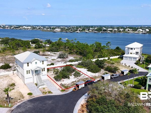 337 Gulfview Lane, Pensacola, FL 32507