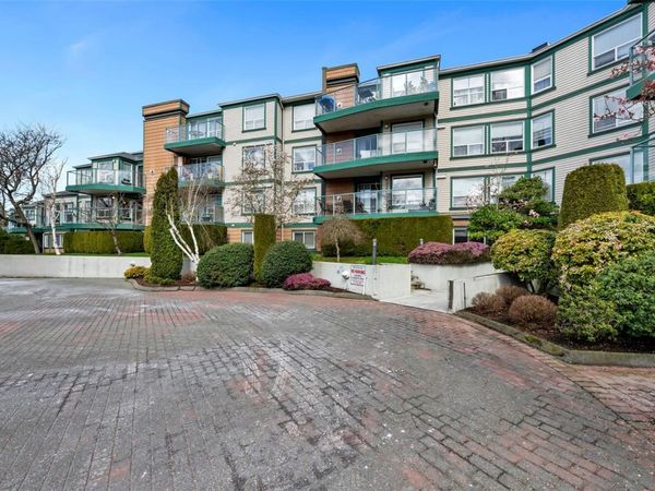 899 Darwin Ave , Unit #212, Saanich, BC V8X 2X7