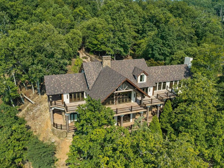 Property Image 100
