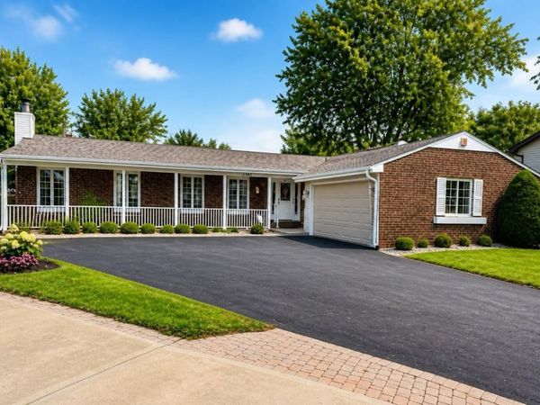 1191 Holly Court, Bradley, IL 60915