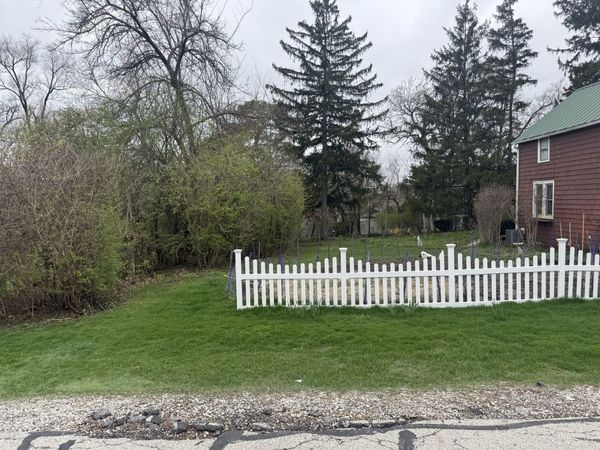 4910 Rose Avenue , Downers Grove, IL 60515