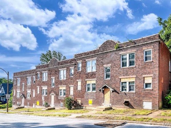 5372 Maffitt Avenue , St Louis, MO 63112