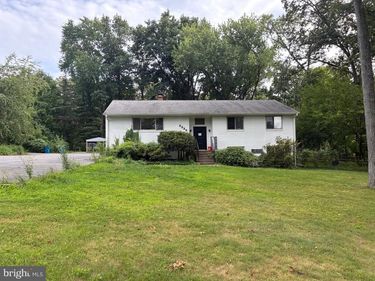 3335 ANNANDALE ROAD , FALLS CHURCH, VA 22042