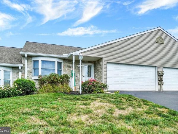 2426 WINTERBERRY LANE , YORK, PA 17406