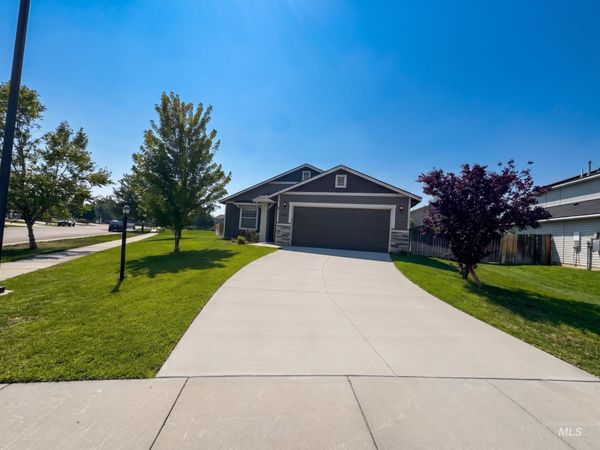 543 Forty Niner Ct, Middleton, ID 83644
