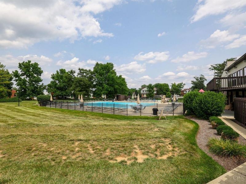 3423 Sunbury Lane, Unit 286, Cincinnati, OH 45251 Photo 39