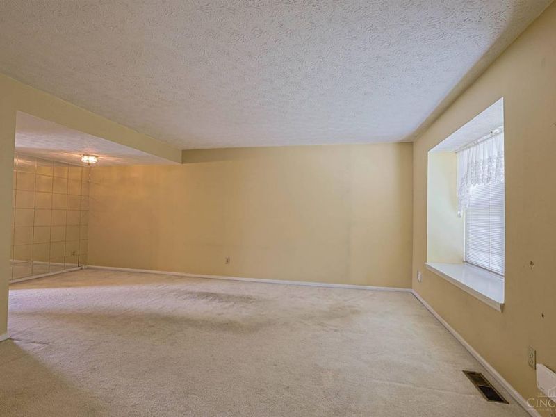 3423 Sunbury Lane, Unit 286, Cincinnati, OH 45251 Photo 6