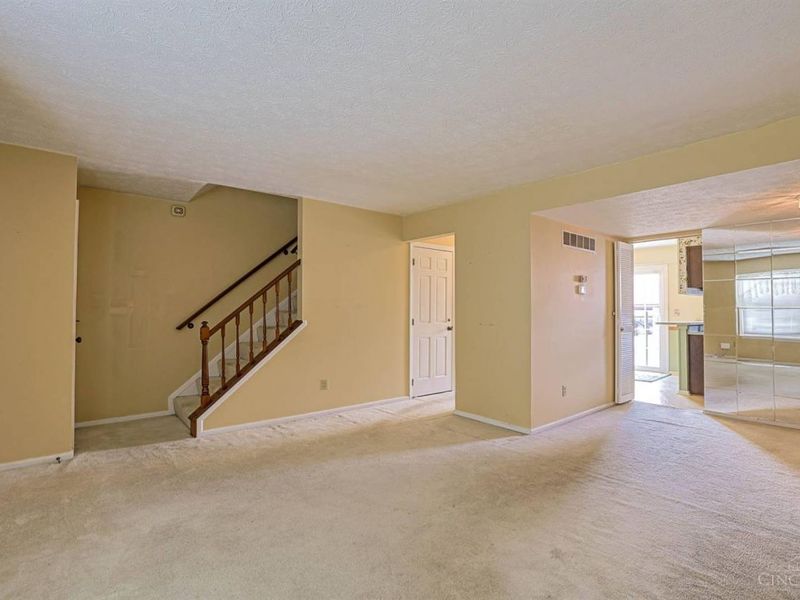 3423 Sunbury Lane, Unit 286, Cincinnati, OH 45251 Photo 7