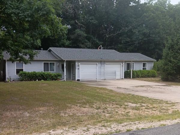 3525&3527 Crocker Road, Twin Lake, MI 49457