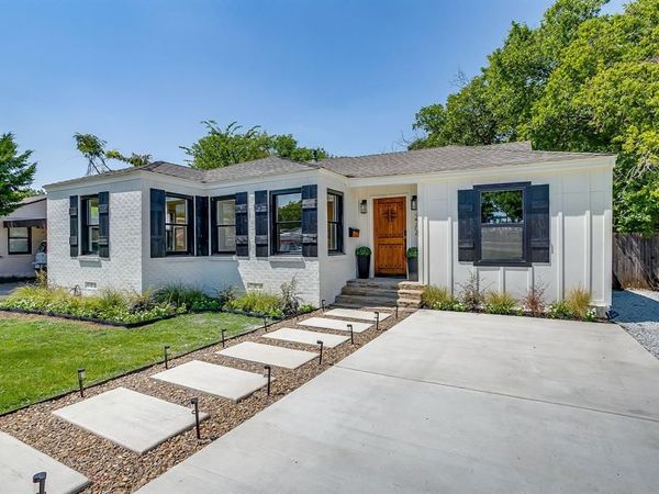 2704 W Biddison Street, Fort Worth, TX 76109