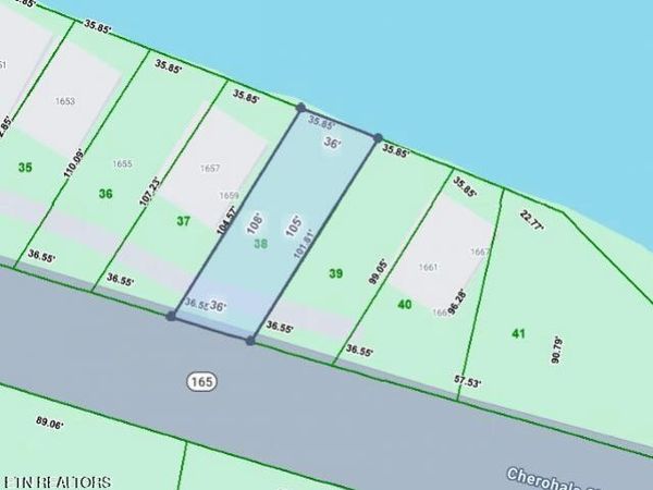1663 Cherohala, Tellico Plains, TN 37385