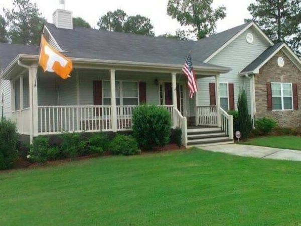 330 Lamar Lane , Covington, GA 30016