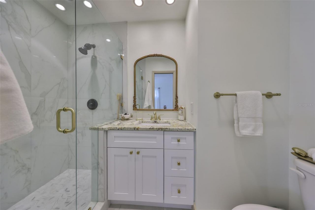 1727 New Hampshire Avenue Ne, Saint Petersburg, FL 33703 Photo