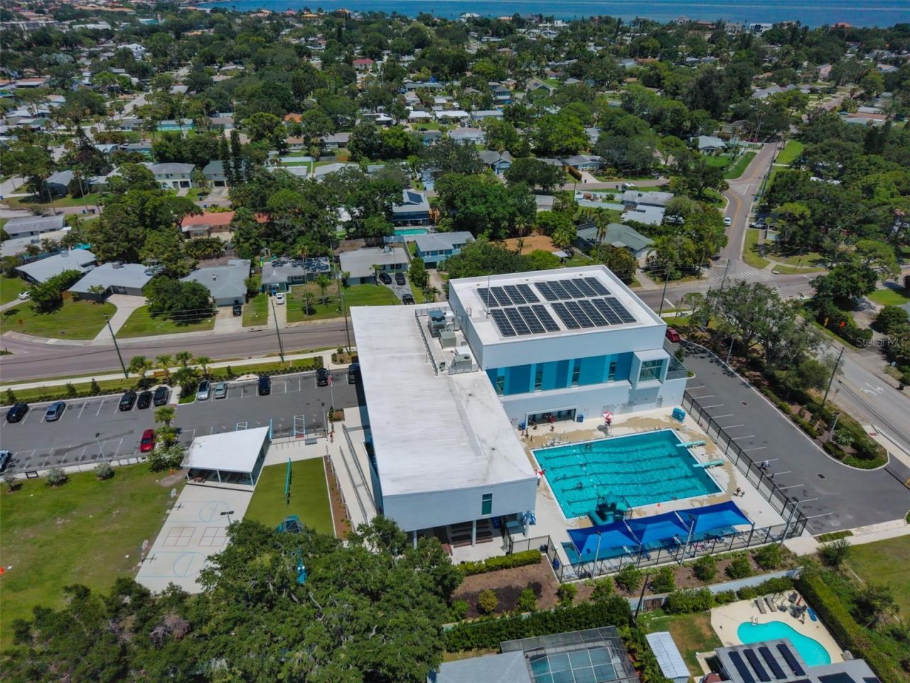1727 New Hampshire Avenue Ne, Saint Petersburg, FL 33703 Photo