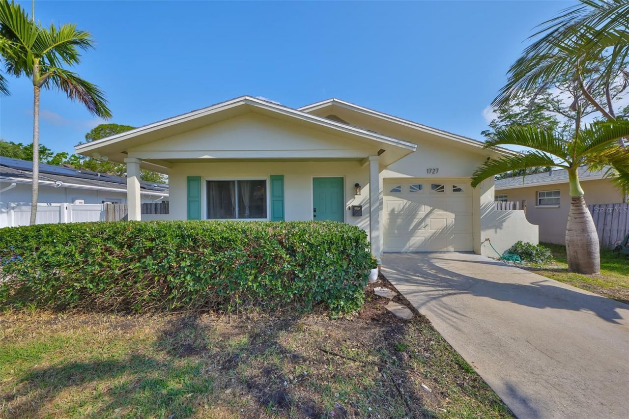 1727 New Hampshire Avenue Ne, Saint Petersburg, FL 33703 Photo