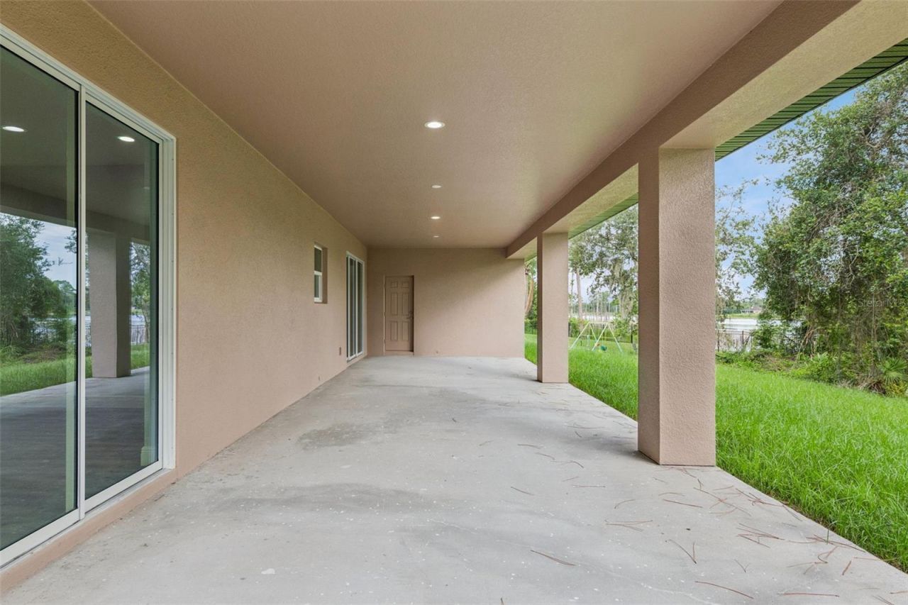 2043 Watersedge Drive, Deltona, FL 32738 Photo