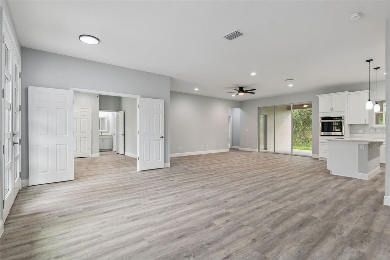 2043 Watersedge Drive, Deltona, FL 32738 Photo