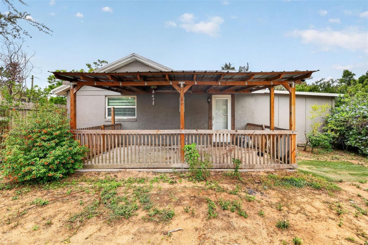1111 Dora Avenue, Tavares, FL 32778 Photo