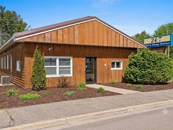 537 CALDWELL AVENUE, Oconto Falls, WI 54141