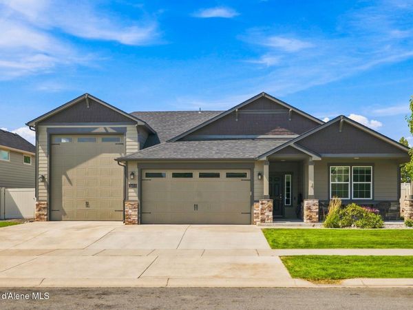 3653 N McMullen Dr, Post Falls, ID 83854