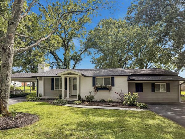1320 Wooten Road , Ringgold, GA 30736