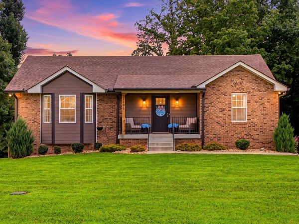 1193 Prestons Way , Goodlettsville, TN 37072