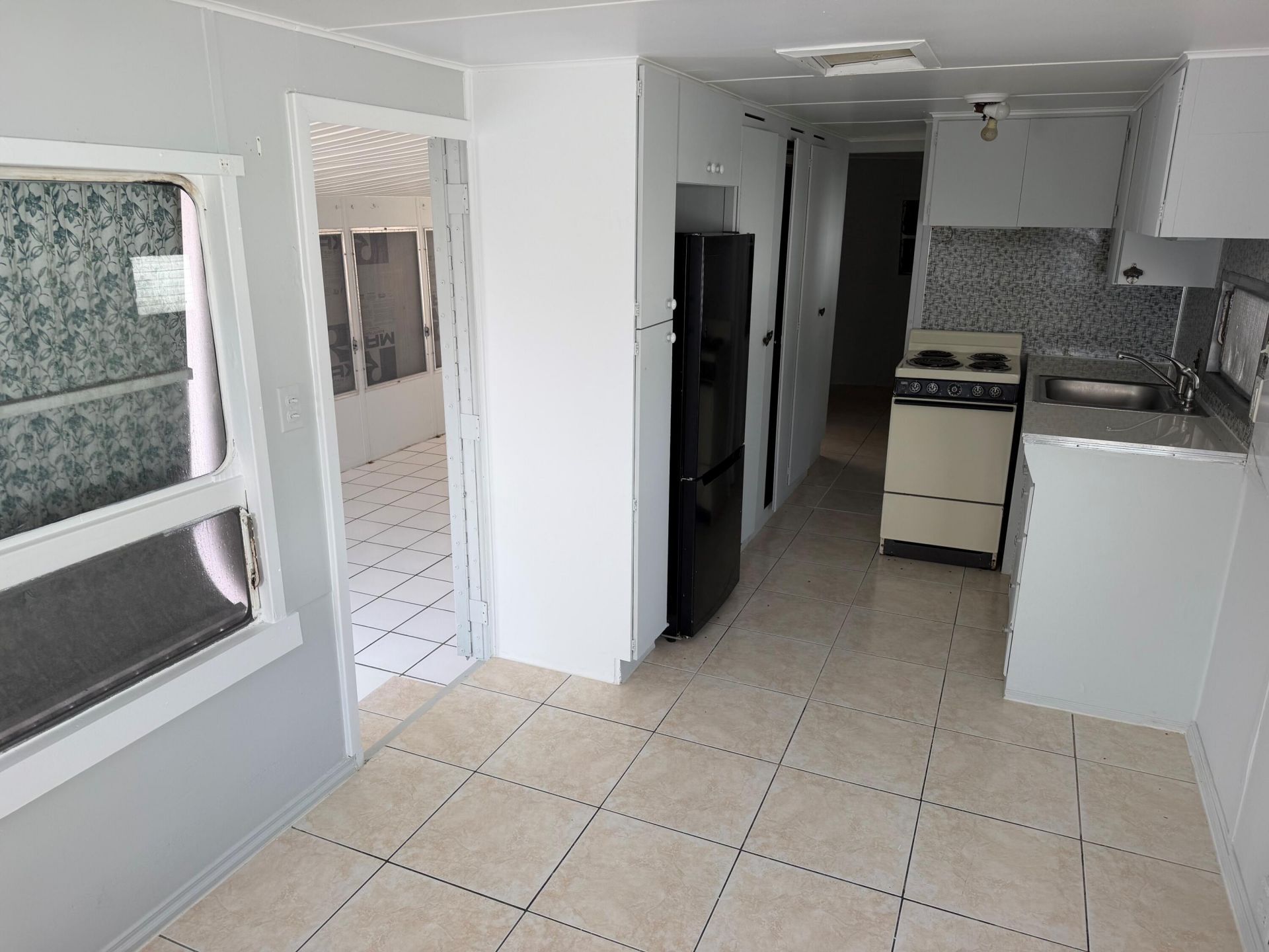 821 SW 1st Court, Hallandale Beach, FL 33009 Photo