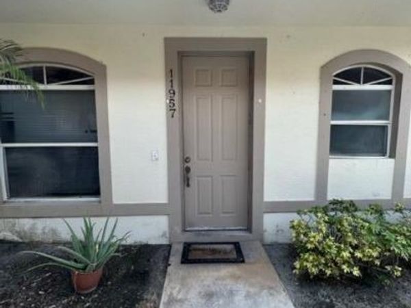 11957 Sturbridge Lane, Wellington, FL 33414