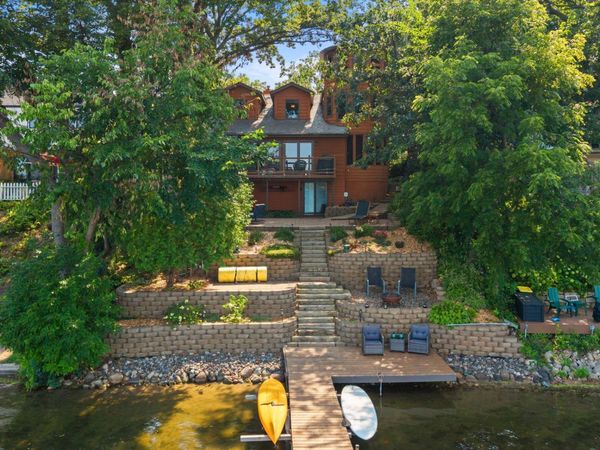 3084 Hamline Avenue N, Roseville, MN 55113