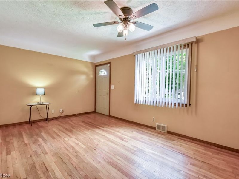 1256 E 331st Street, Eastlake, OH 44095 Photo 5
