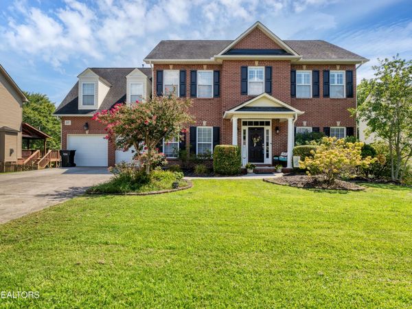 2427 Amber Dawn Lane, Knoxville, TN 37920